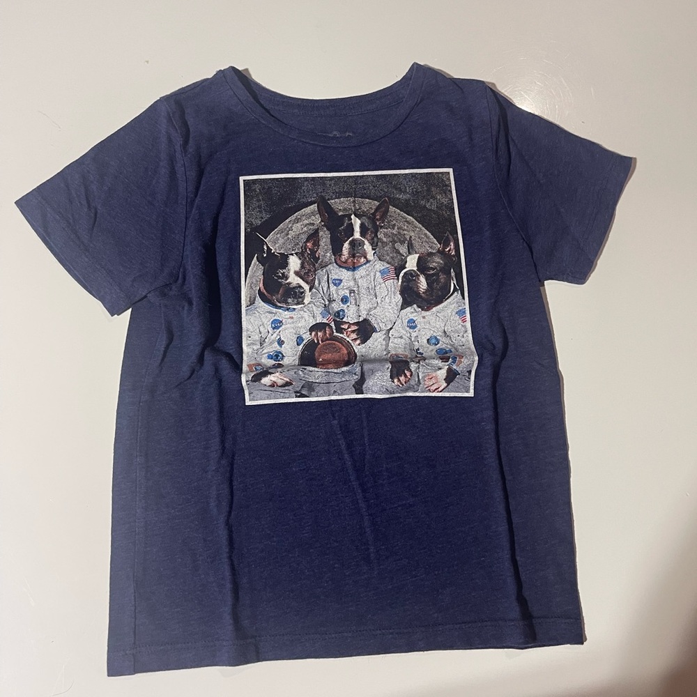 Fun “Dogs in Space” t-shirt by Mini Fine size 7